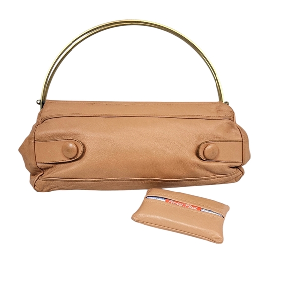 Vintage 70s Weber's Peach Leather Large Baguette Gold Metal Handle Women's Purse - Picture 13 of 13